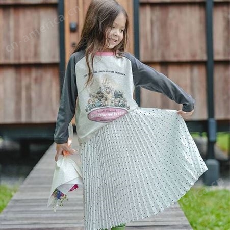 云南怒江服装城韩版儿童女式秋衣 几元的童长袖库存服装批发网
